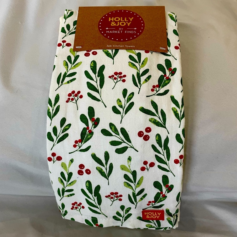 Holly & Joy by Market Finds